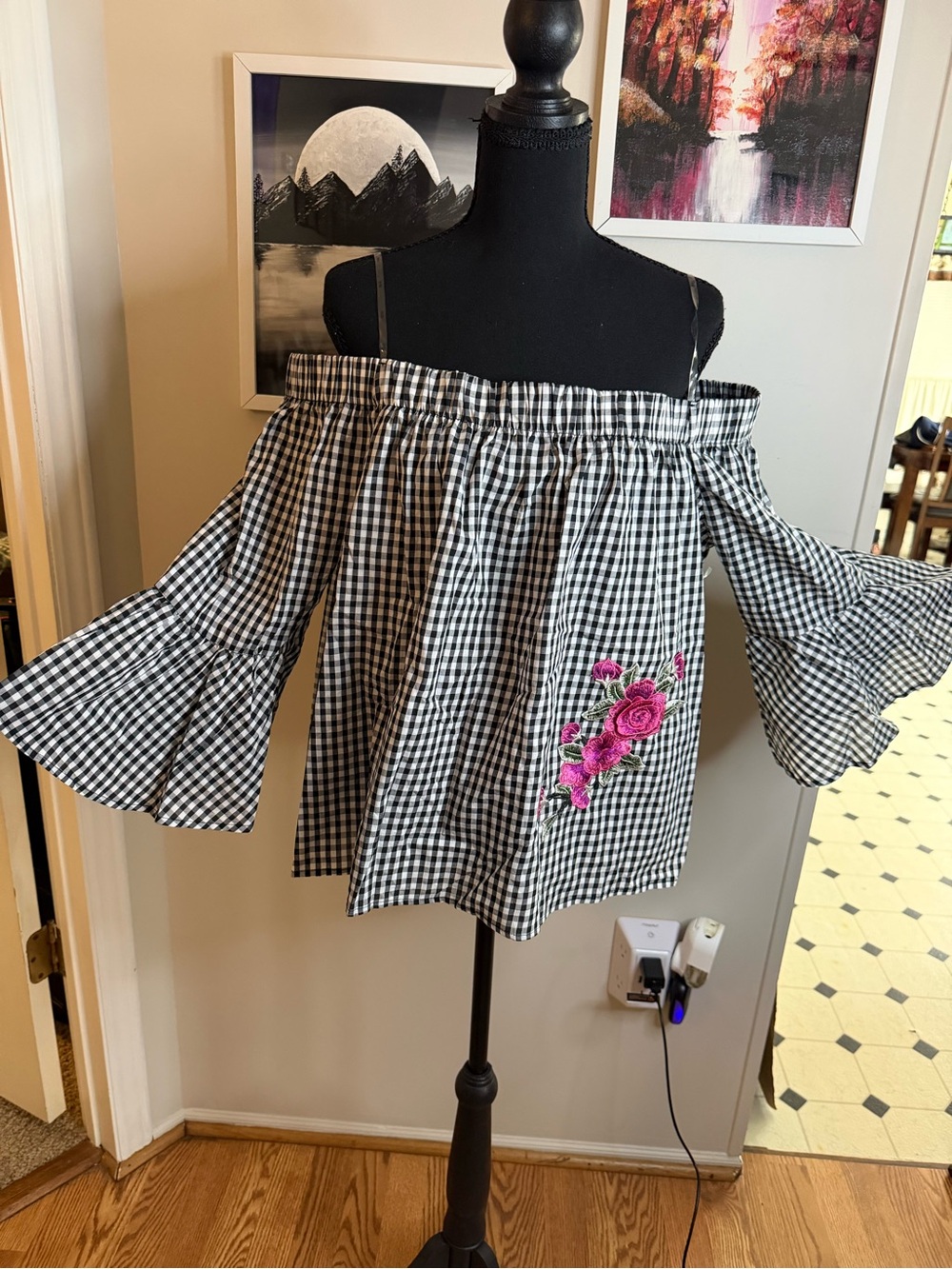 Iris Gingham Off-Shoulder Top with Pink Rose Embroidery Size 2XL